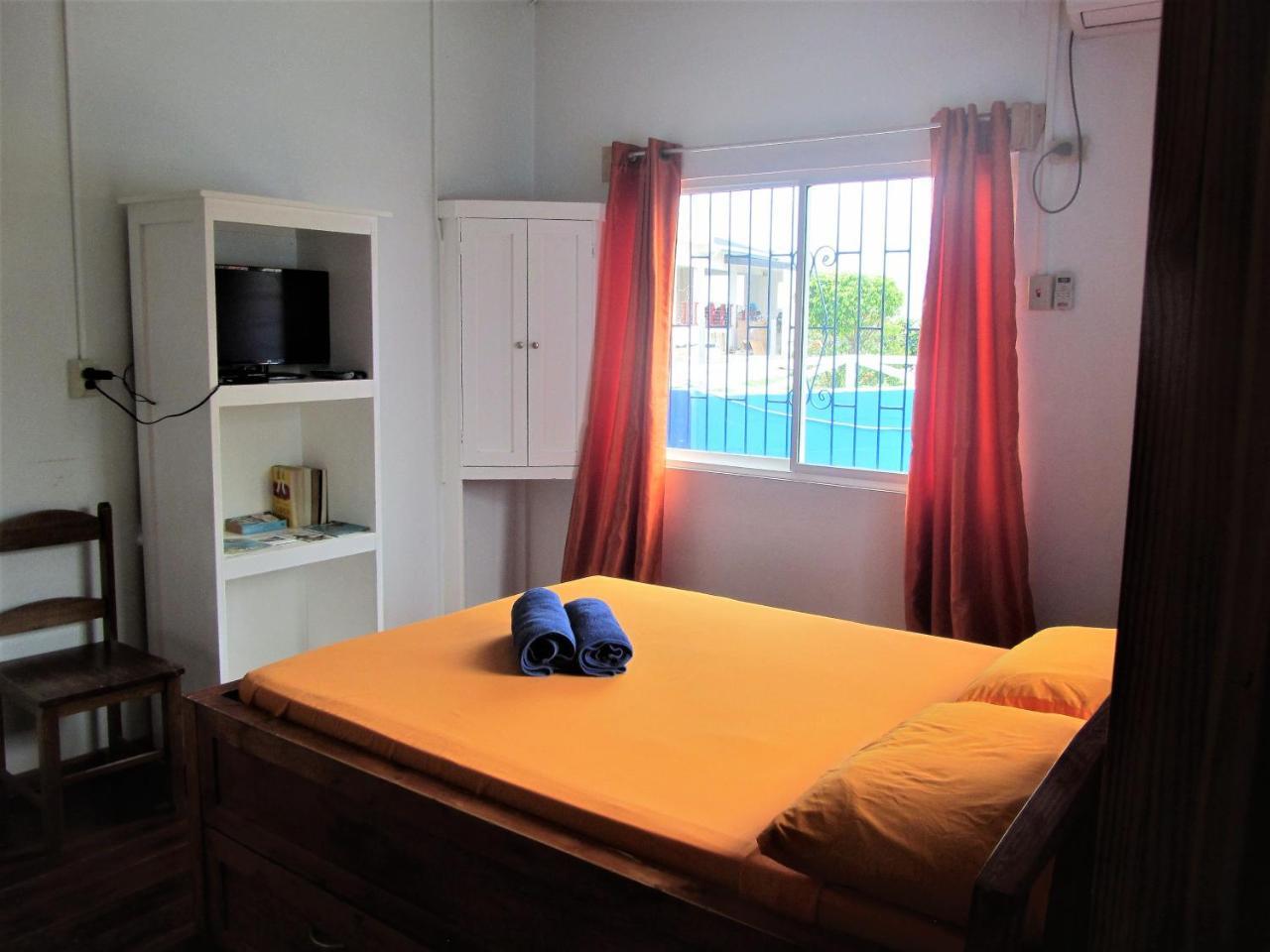 Miller'S Guest House Buccoo Esterno foto