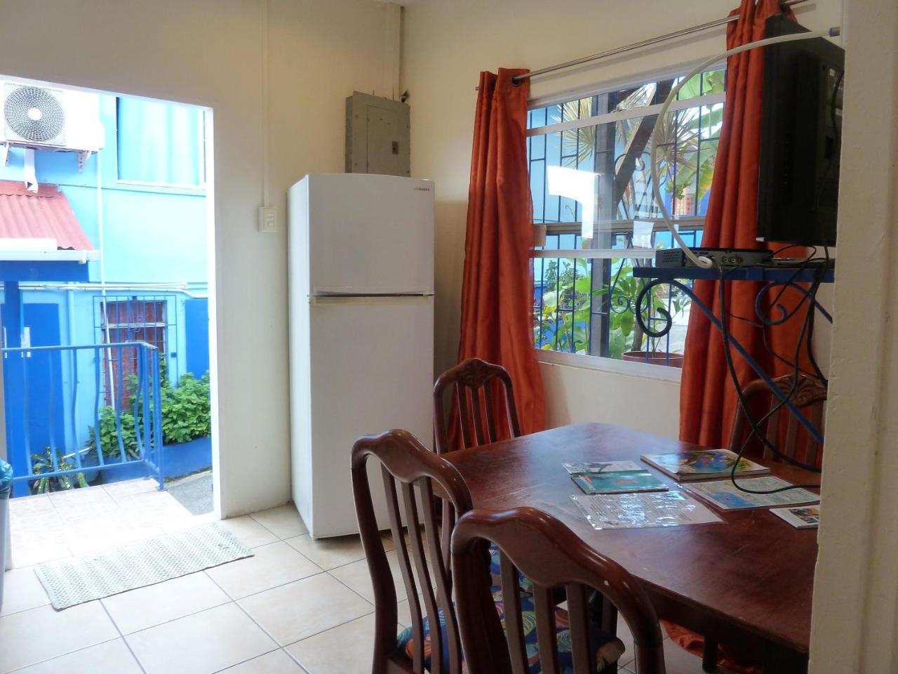 Miller'S Guest House Buccoo Esterno foto