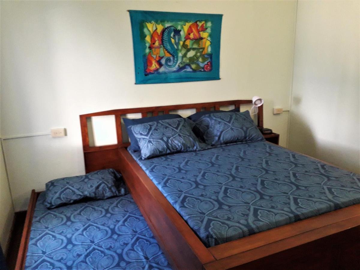 Miller'S Guest House Buccoo Esterno foto