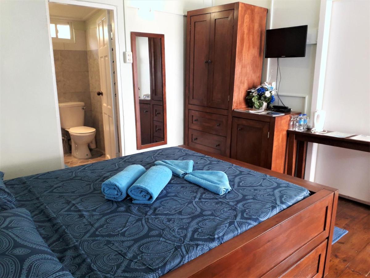 Miller'S Guest House Buccoo Esterno foto