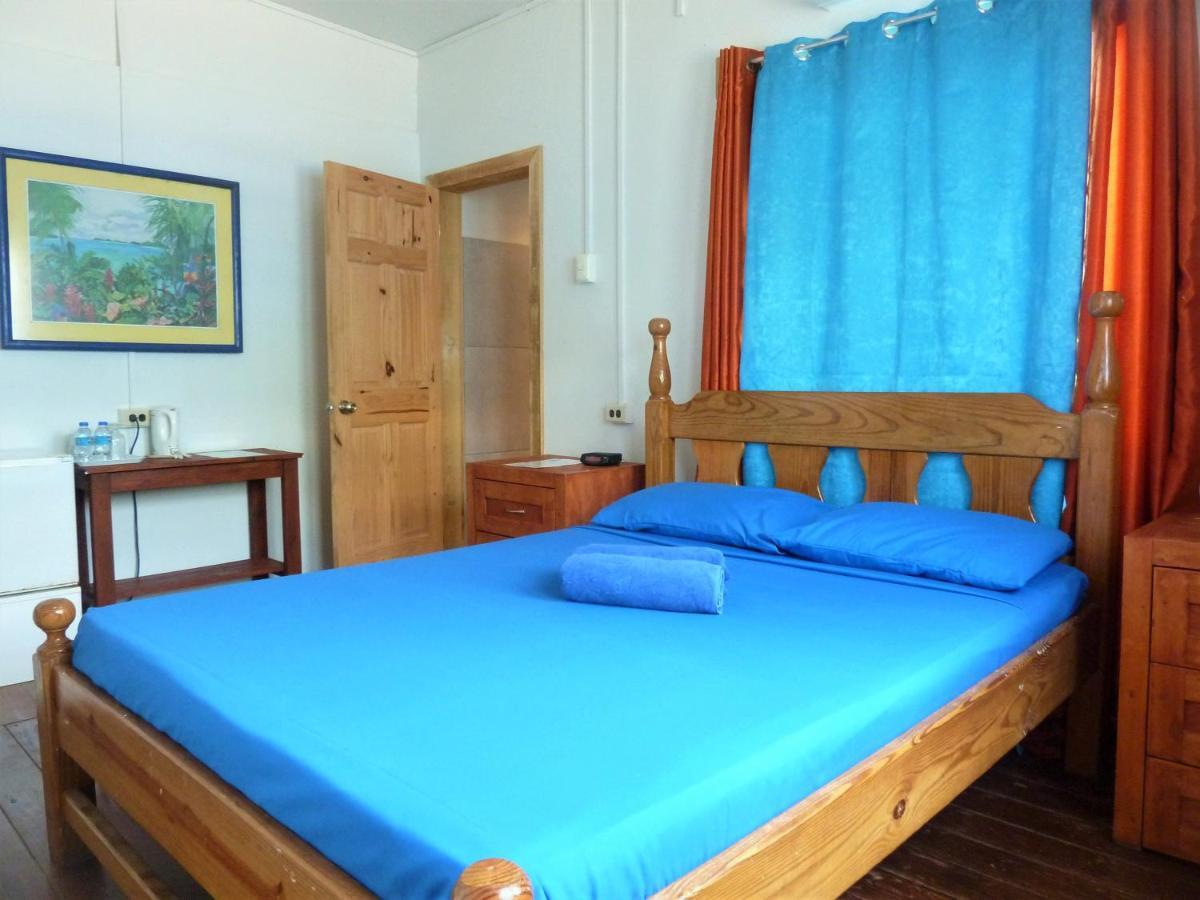 Miller'S Guest House Buccoo Esterno foto